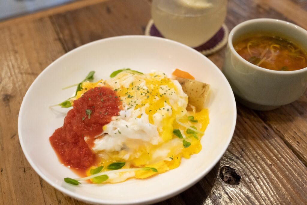 bookcafedays_人気メニューシソオムライス