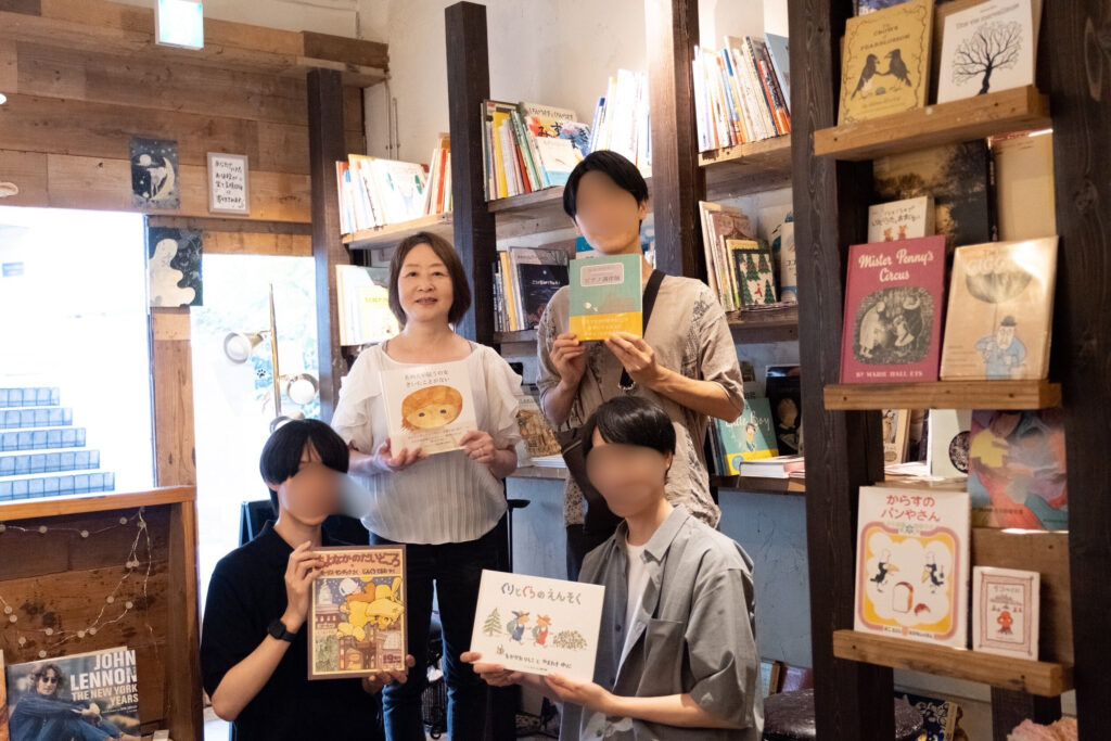 bookcafedays_絵本BOXとの写真